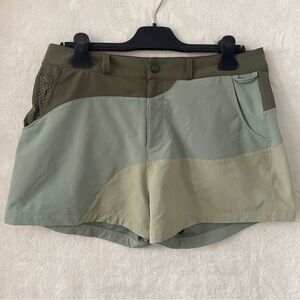 Outdoor Voices Women's Shorts Size L